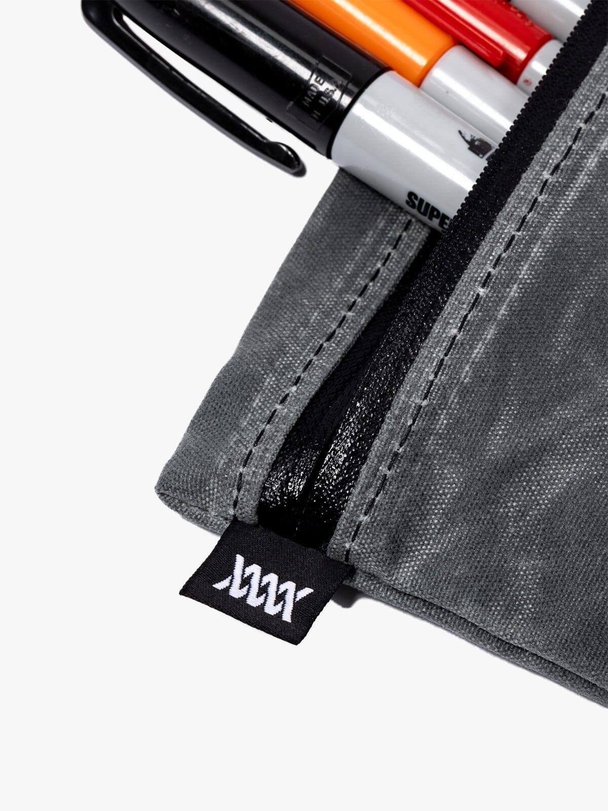 Waxed Canvas Wallet & Utility Pouch by Mission Workshop - Weatherproof Bags & Technical Apparel - San Francisco & Los Angeles - Construit pour durer - Garanti pour toujours