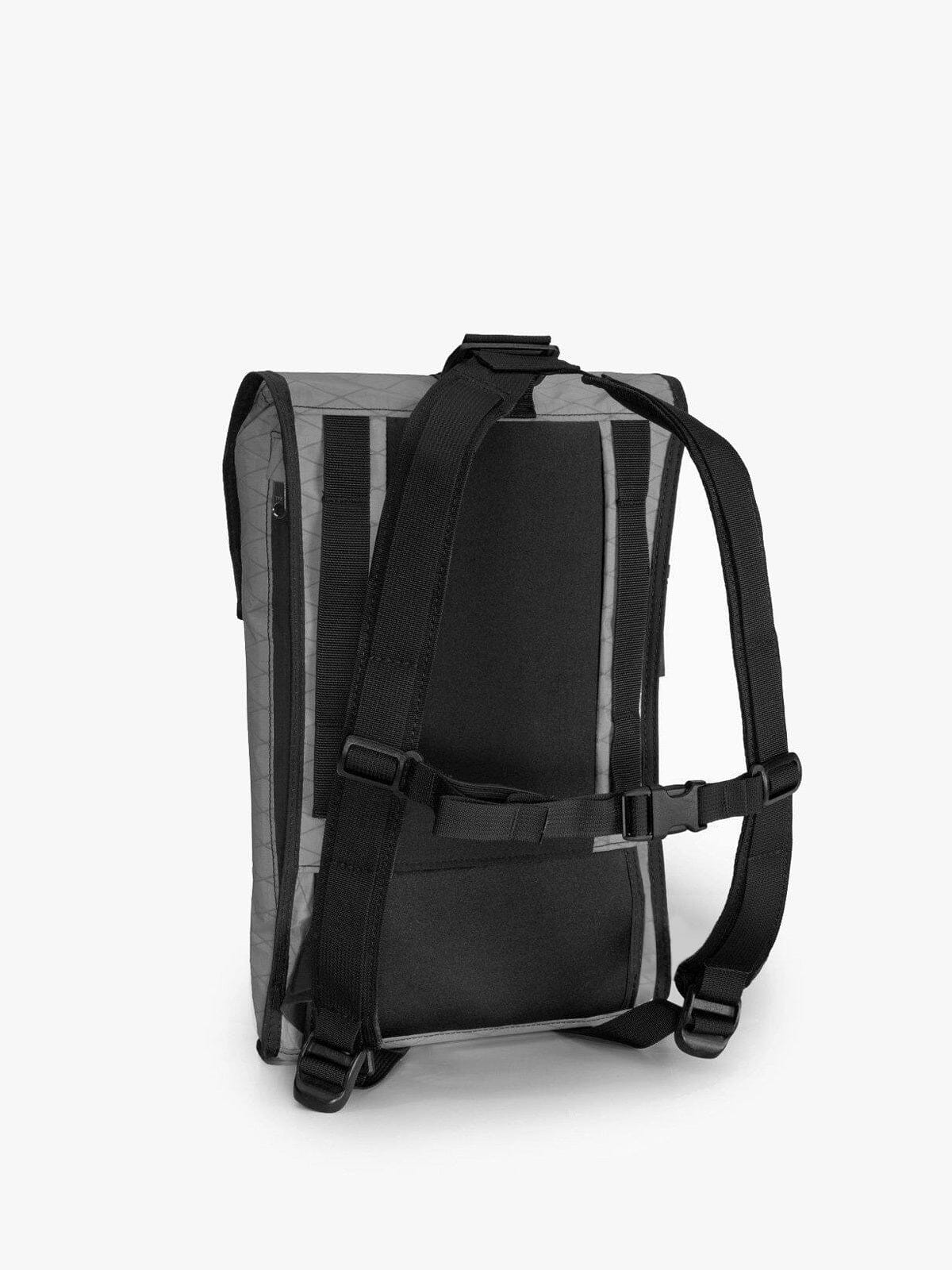Harnais de sac à dos amovible : Spar by Mission Workshop - Weatherproof Bags & Technical Apparel - San Francisco & Los Angeles - Construit pour durer - Garanti pour toujours