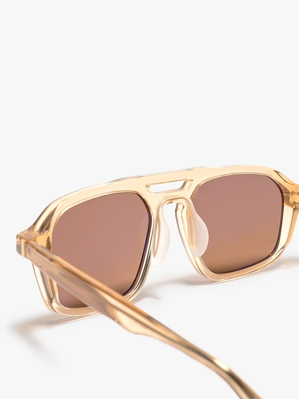 AO x MW : Navigator by Mission Workshop - Weatherproof Bags & Technical Apparel - San Francisco & Los Angeles - Construit pour durer - Garanti pour toujours