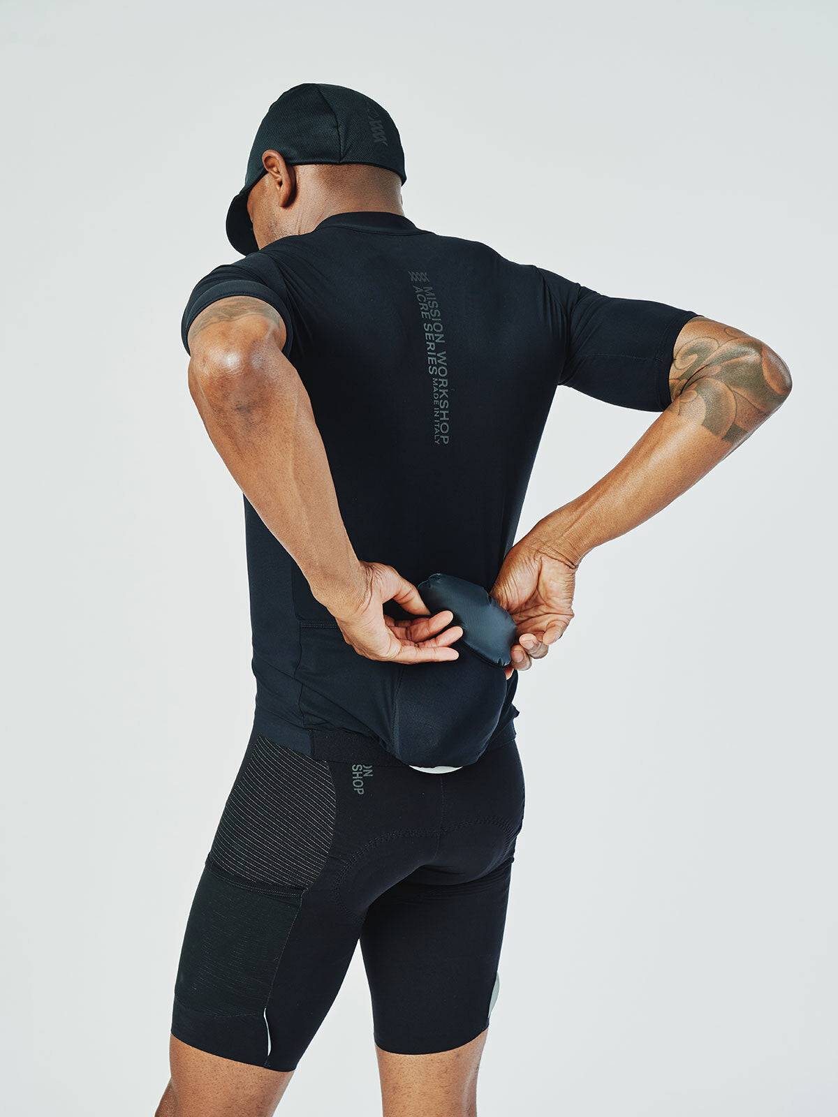 Acre Series Vest by Mission Workshop - Weatherproof Bags & Technical Apparel - San Francisco & Los Angeles - Construit pour durer - Garanti pour toujours
