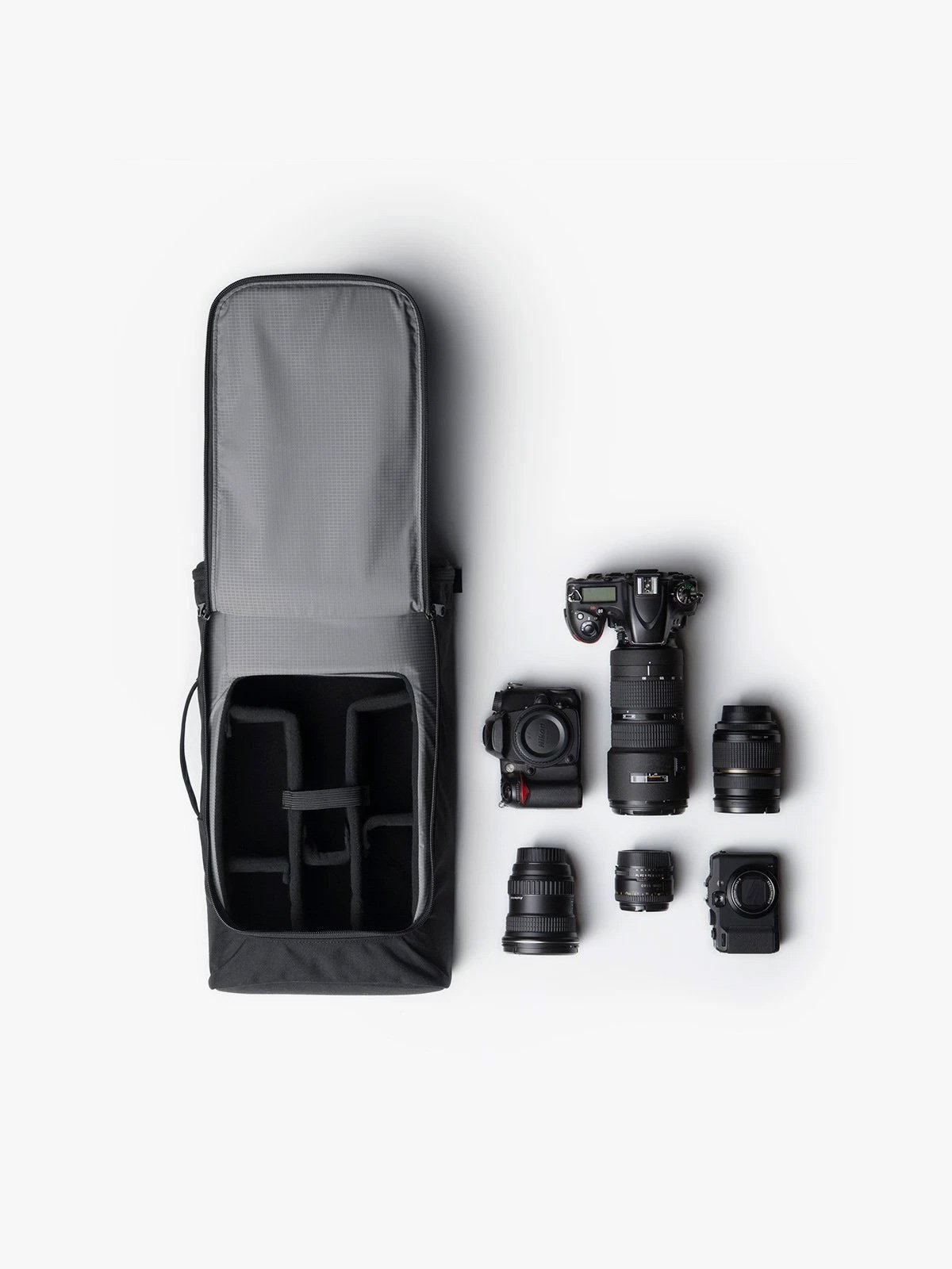 Capsule by Mission Workshop - Weatherproof Bags & Technical Apparel - San Francisco & Los Angeles - Construit pour durer - Garanti pour toujours