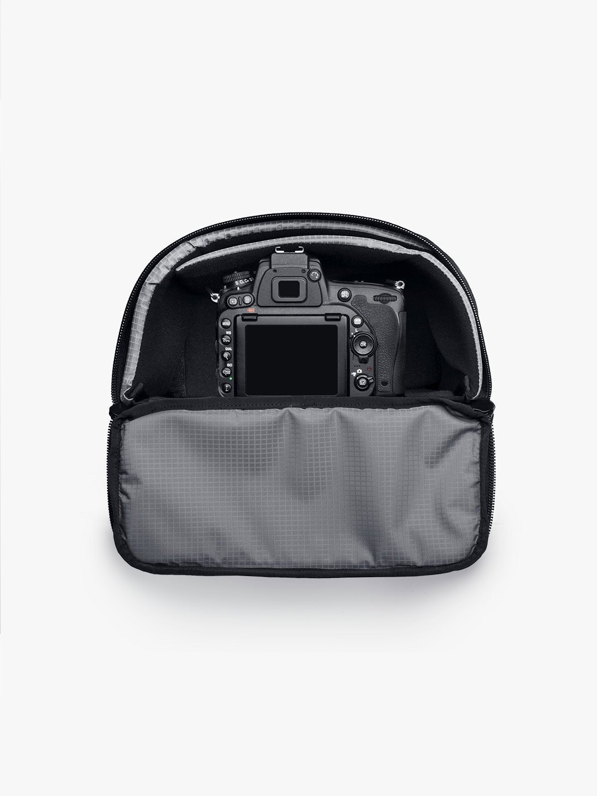 Capsule by Mission Workshop - Weatherproof Bags & Technical Apparel - San Francisco & Los Angeles - Construit pour durer - Garanti pour toujours