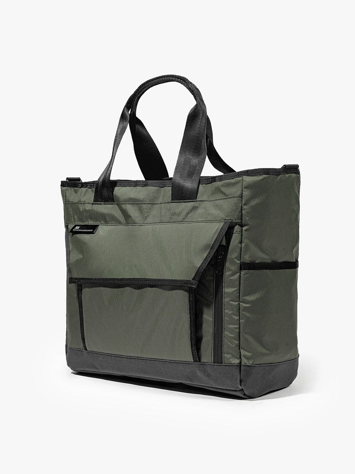 Drift by Mission Workshop - Weatherproof Bags & Technical Apparel - San Francisco & Los Angeles - Construit pour durer - Garanti pour toujours