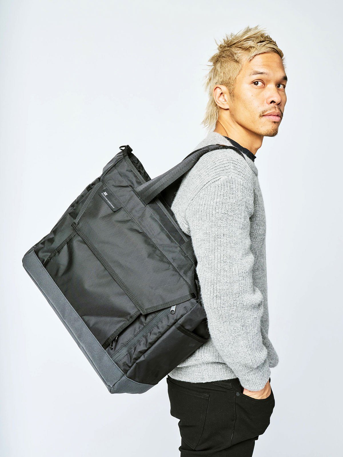 Drift by Mission Workshop - Weatherproof Bags & Technical Apparel - San Francisco & Los Angeles - Construit pour durer - Garanti pour toujours