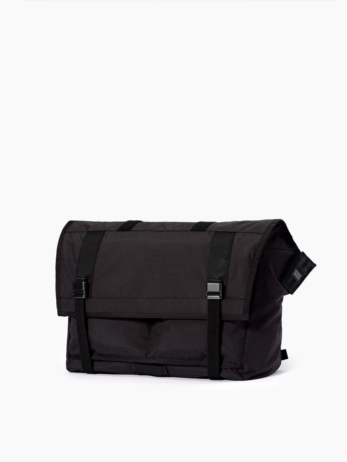 Shed : AP by Mission Workshop - Weatherproof Bags & Technical Apparel - San Francisco & Los Angeles - Construit pour durer - Garanti pour toujours