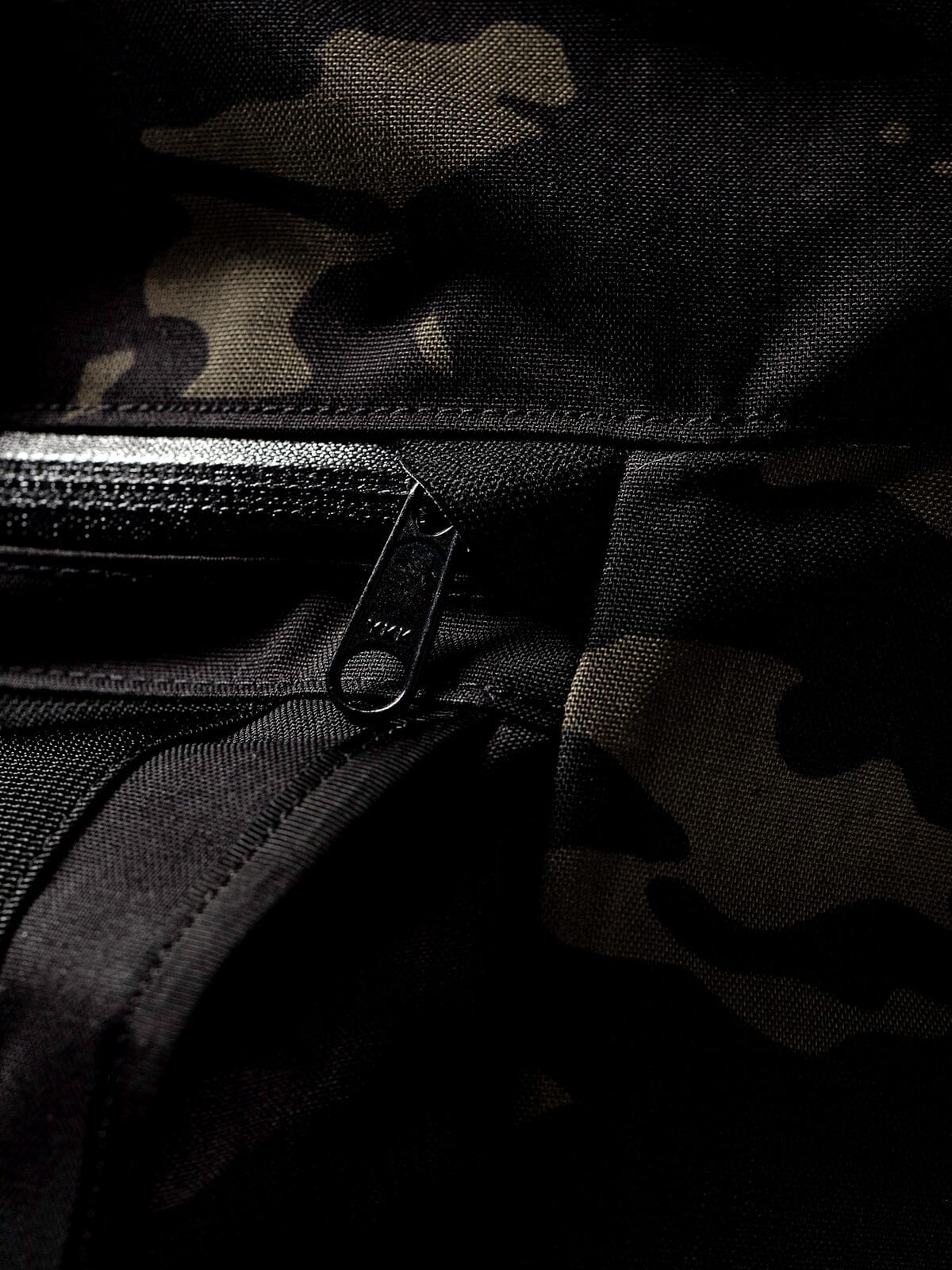 Shed : AP by Mission Workshop - Weatherproof Bags & Technical Apparel - San Francisco & Los Angeles - Construit pour durer - Garanti pour toujours