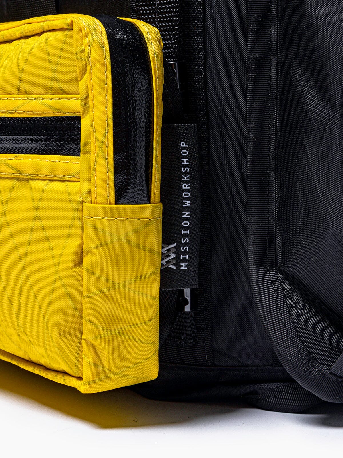Notch Tech Pouch by Mission Workshop - Weatherproof Bags & Technical Apparel - San Francisco & Los Angeles - Construit pour durer - Garanti pour toujours