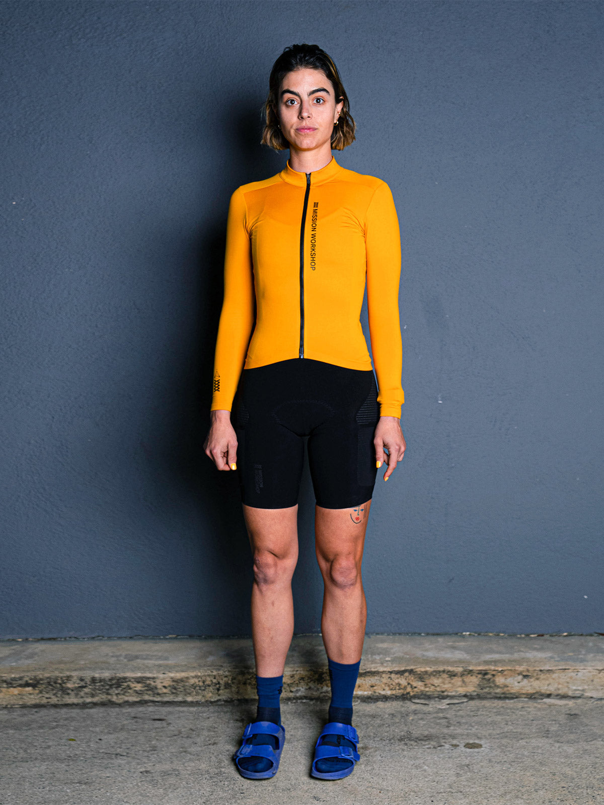 Mission Pro Jersey : LS Women's by Mission Workshop - Weatherproof Bags & Technical Apparel - San Francisco & Los Angeles - Construit pour durer - Garanti pour toujours