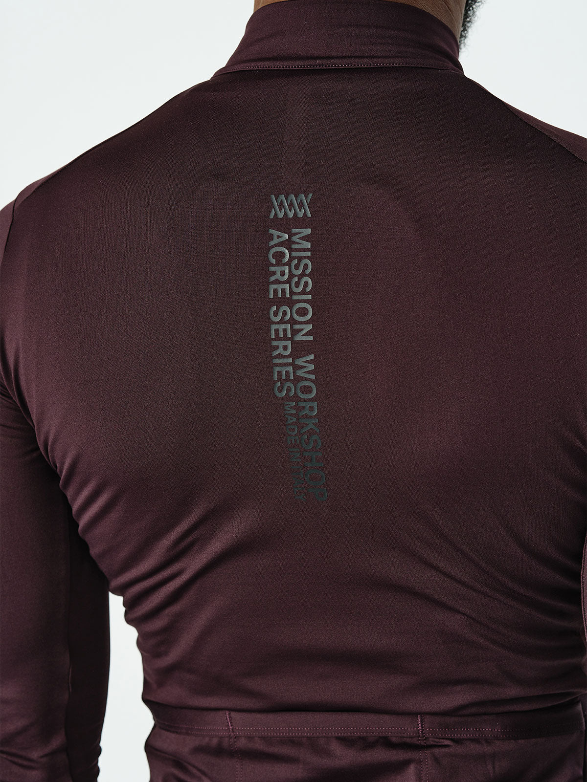 Mission Pro Jersey : LS Men's by Mission Workshop - Weatherproof Bags & Technical Apparel - San Francisco & Los Angeles - Construit pour durer - Garanti pour toujours