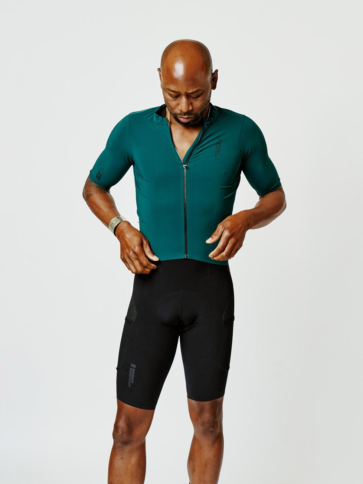 Mission Pro Jersey Men's by Mission Workshop - Weatherproof Bags & Technical Apparel - San Francisco & Los Angeles - Construit pour durer - Garanti pour toujours