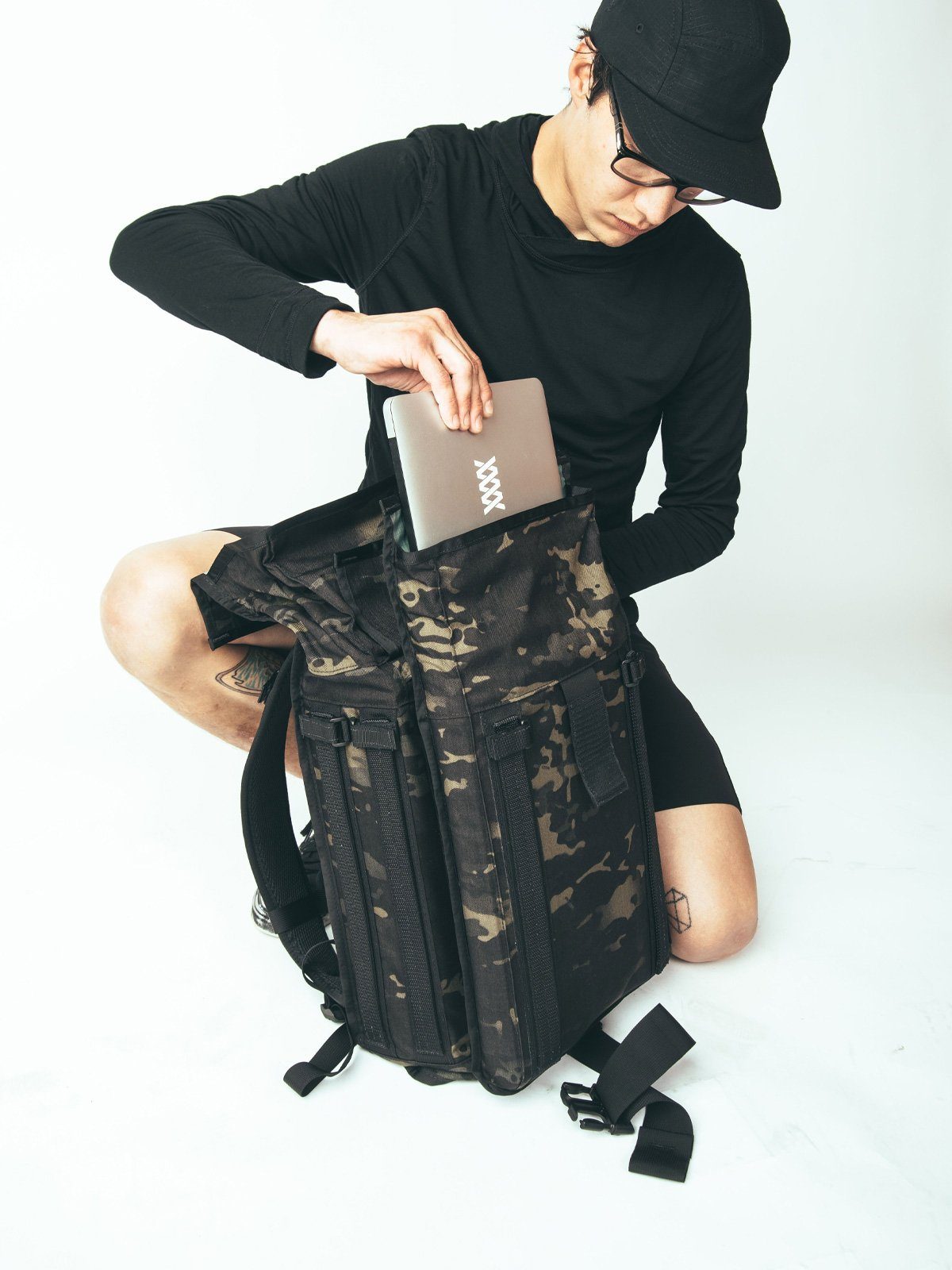 Arkiv Laptop Case by Mission Workshop - Weatherproof Bags & Technical Apparel - San Francisco & Los Angeles - Construit pour durer - Garanti pour toujours