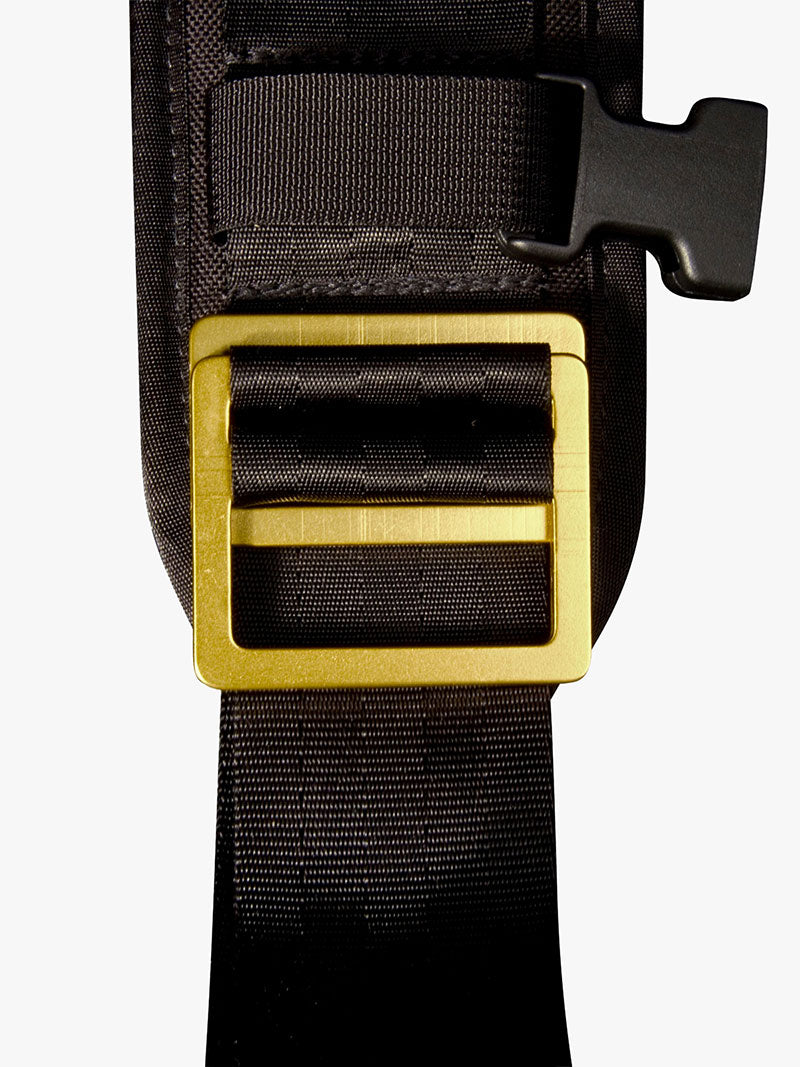 Deluxe Messenger Strap by Mission Workshop - Weatherproof Bags & Technical Apparel - San Francisco & Los Angeles - Construit pour durer - Garanti pour toujours