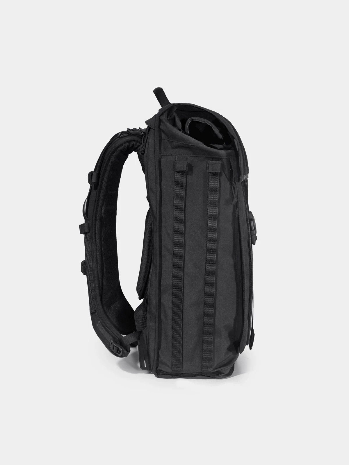 Radian by Mission Workshop - Weatherproof Bags & Technical Apparel - San Francisco & Los Angeles - Construit pour durer - Garanti pour toujours