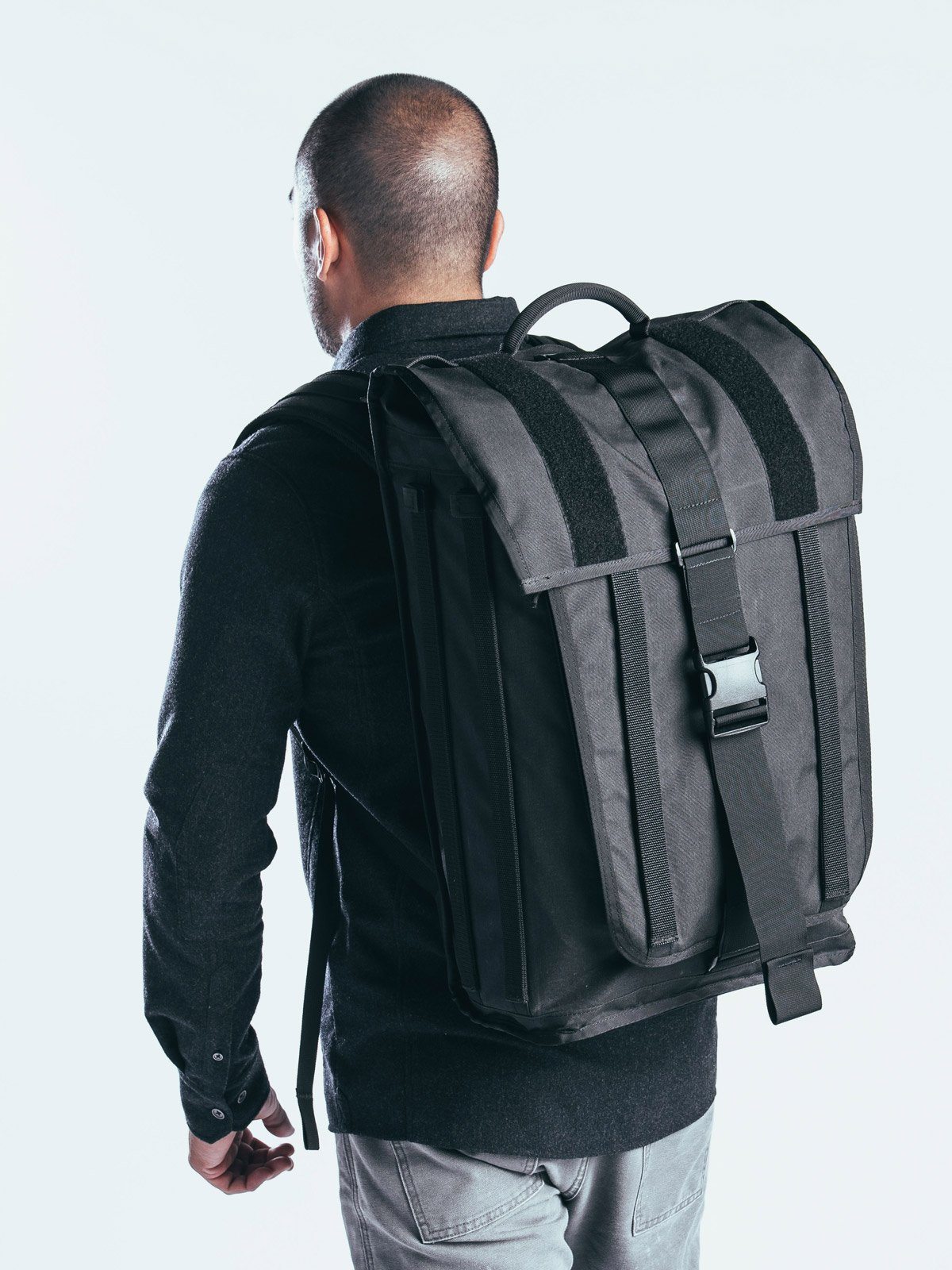 Radian by Mission Workshop - Weatherproof Bags & Technical Apparel - San Francisco & Los Angeles - Construit pour durer - Garanti pour toujours