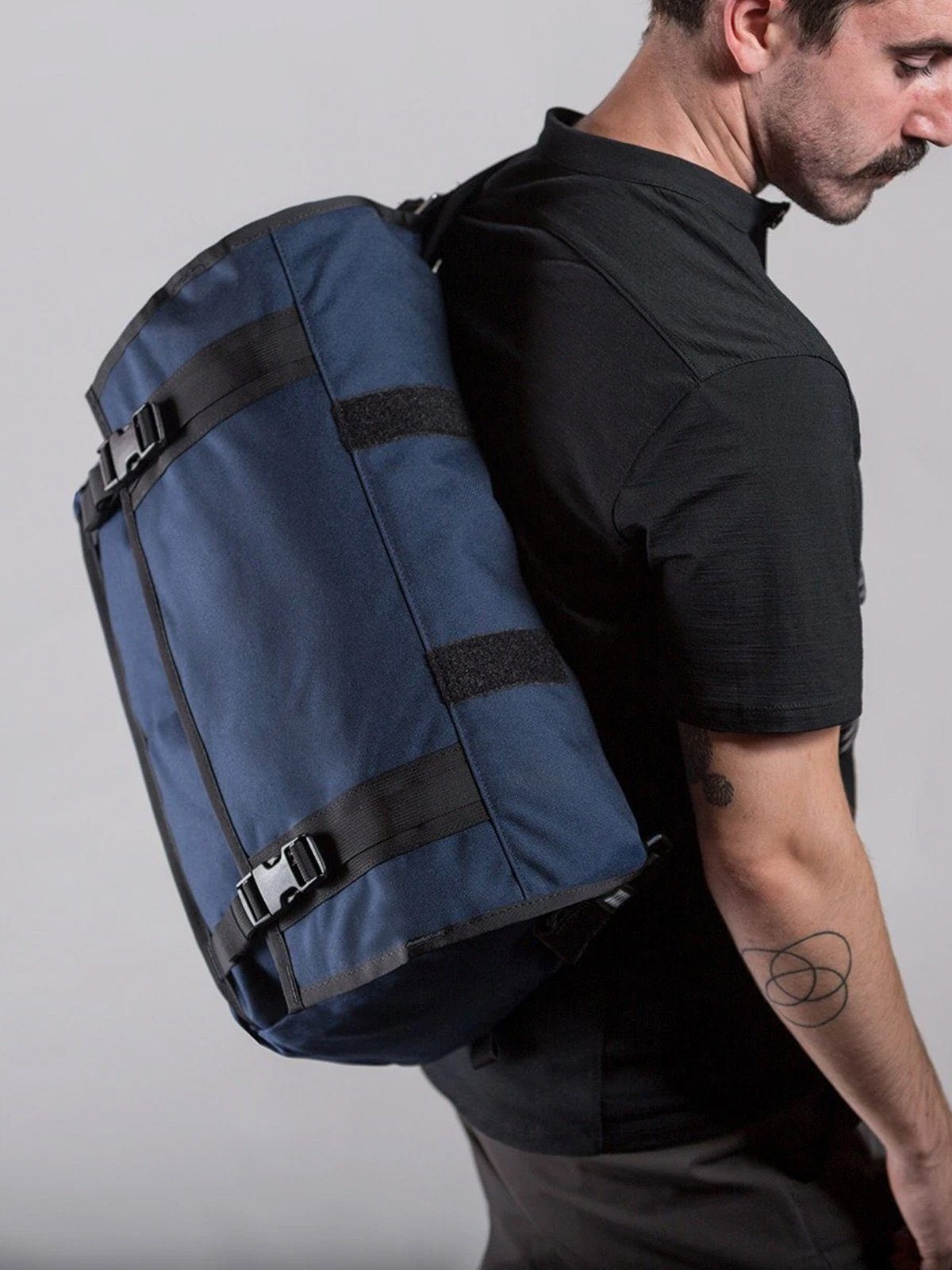 Rummy by Mission Workshop - Weatherproof Bags & Technical Apparel - San Francisco & Los Angeles - Construit pour durer - Garanti pour toujours