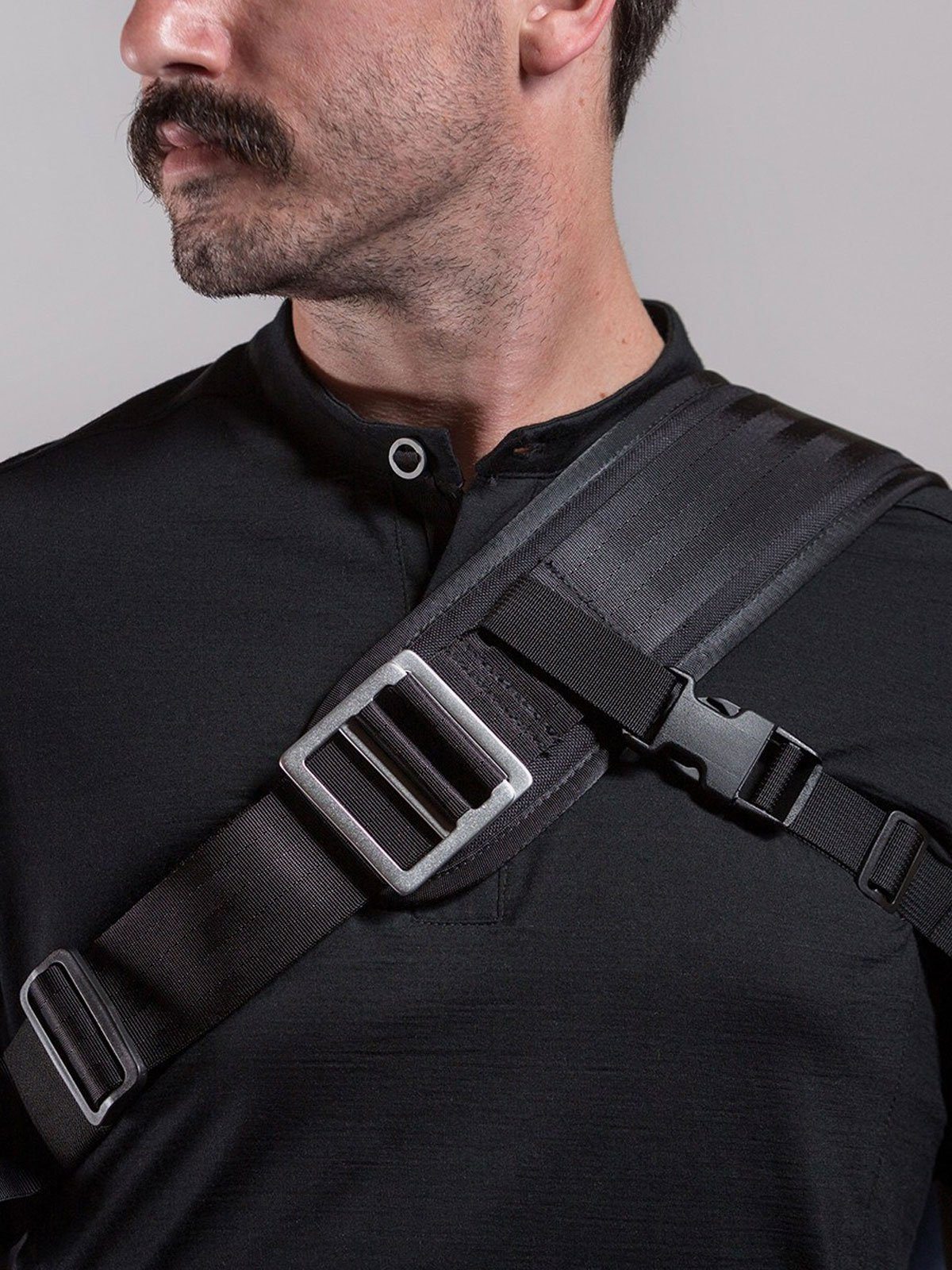 Rummy by Mission Workshop - Weatherproof Bags & Technical Apparel - San Francisco & Los Angeles - Construit pour durer - Garanti pour toujours