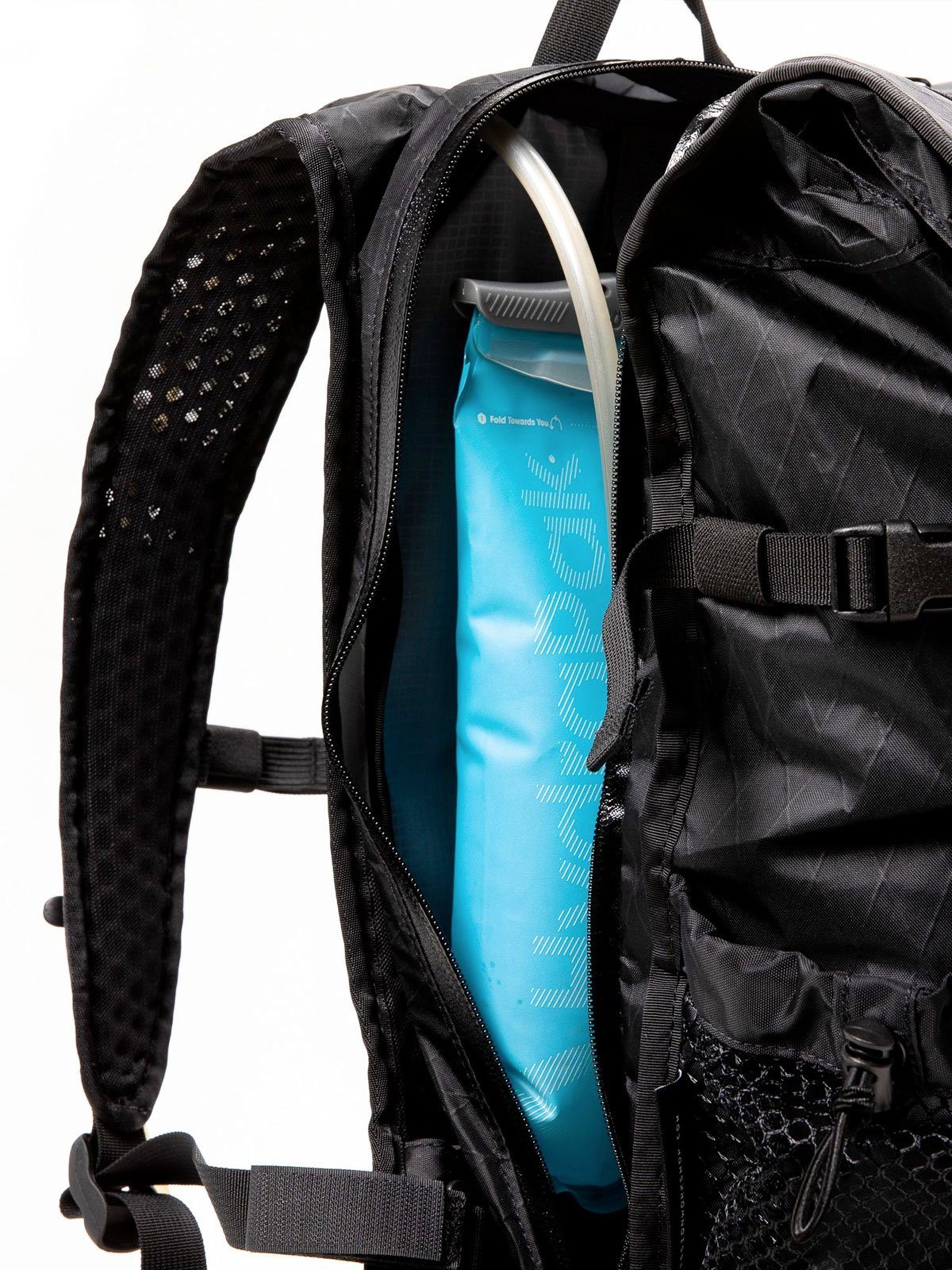 Speedwell by Mission Workshop - Sacs étanches et vêtements techniques - San Francisco et Los Angeles - Construits pour durer - Garantis pour toujours