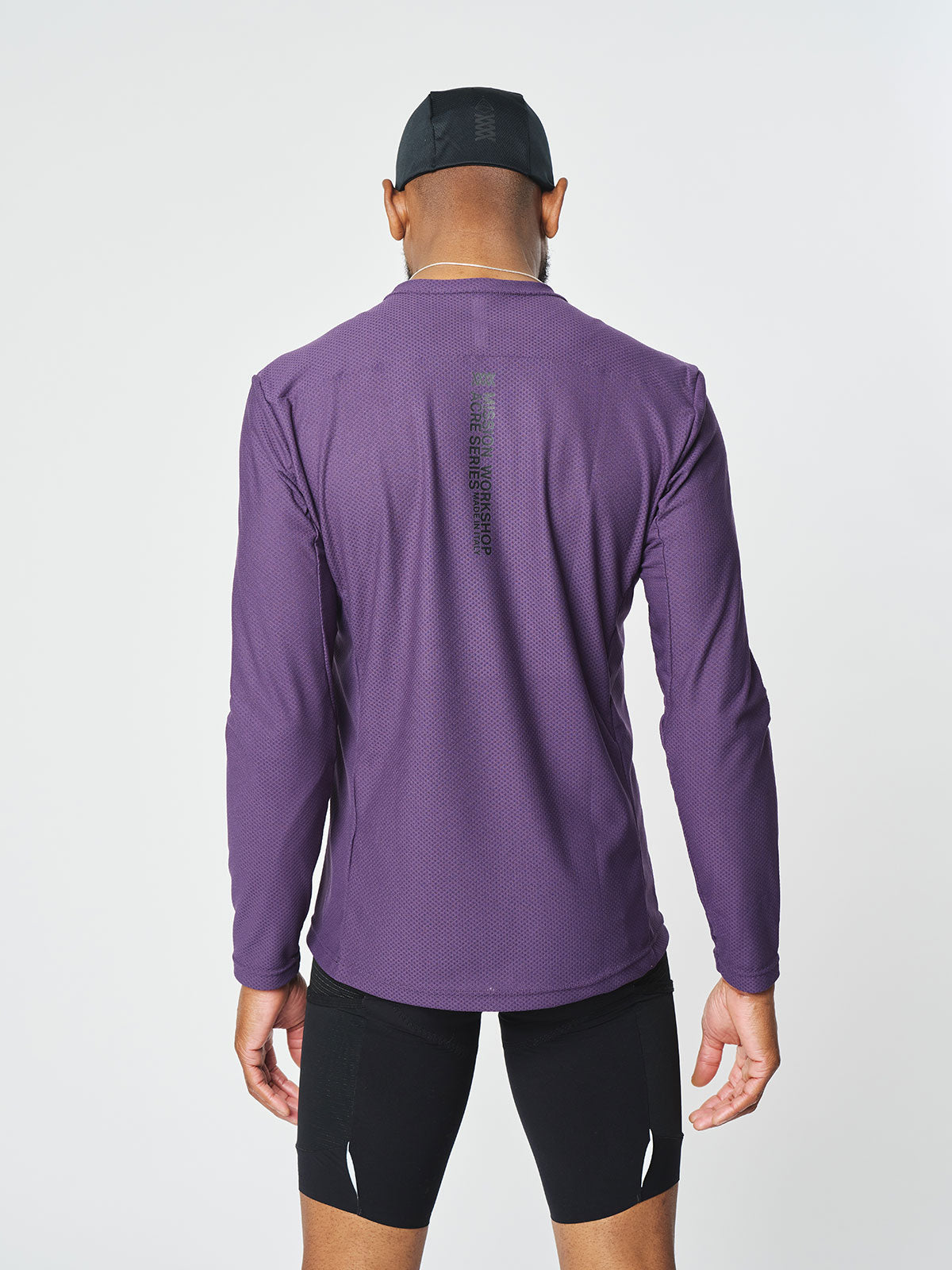 Mission Pro Tech Tee : LS Men's by Mission Workshop - Weatherproof Bags & Technical Apparel - San Francisco & Los Angeles - Construit pour durer - Garanti pour toujours