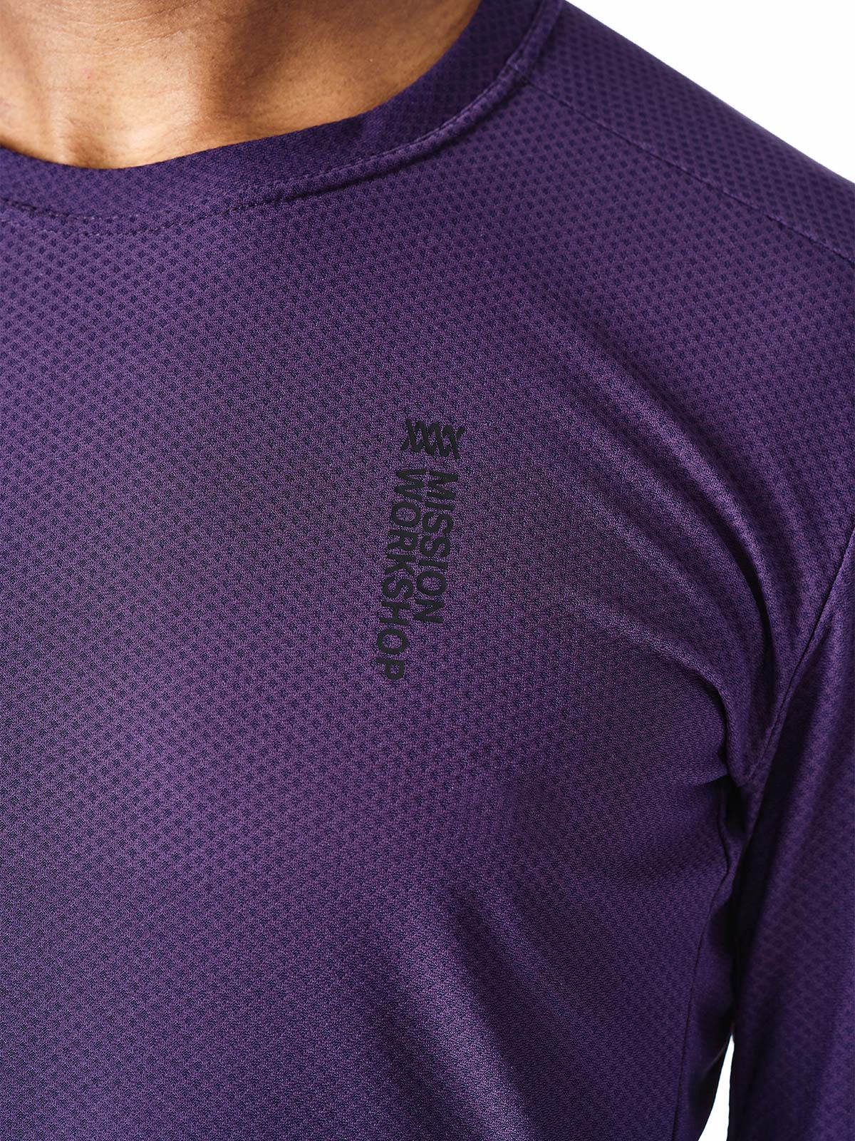 Mission Pro Tech Tee : LS Men's by Mission Workshop - Weatherproof Bags & Technical Apparel - San Francisco & Los Angeles - Construit pour durer - Garanti pour toujours