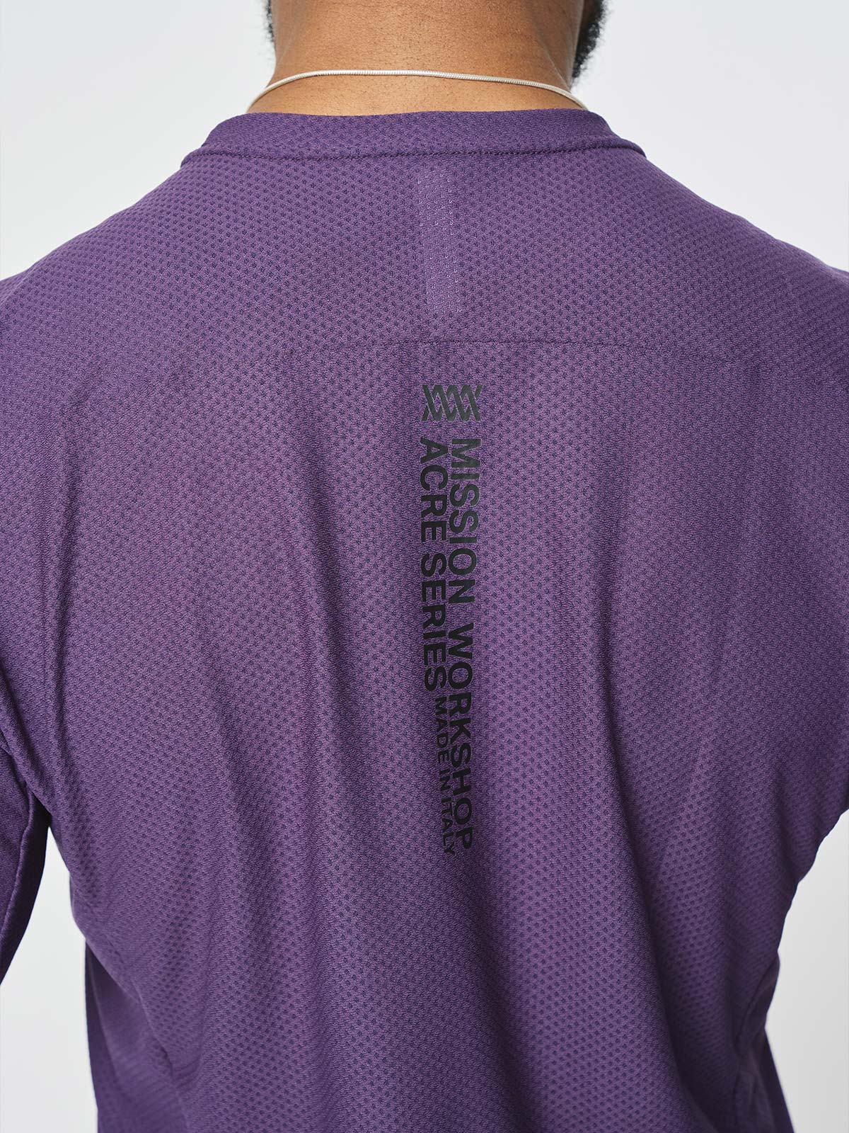 Mission Pro Tech Tee : LS Men's by Mission Workshop - Weatherproof Bags & Technical Apparel - San Francisco & Los Angeles - Construit pour durer - Garanti pour toujours