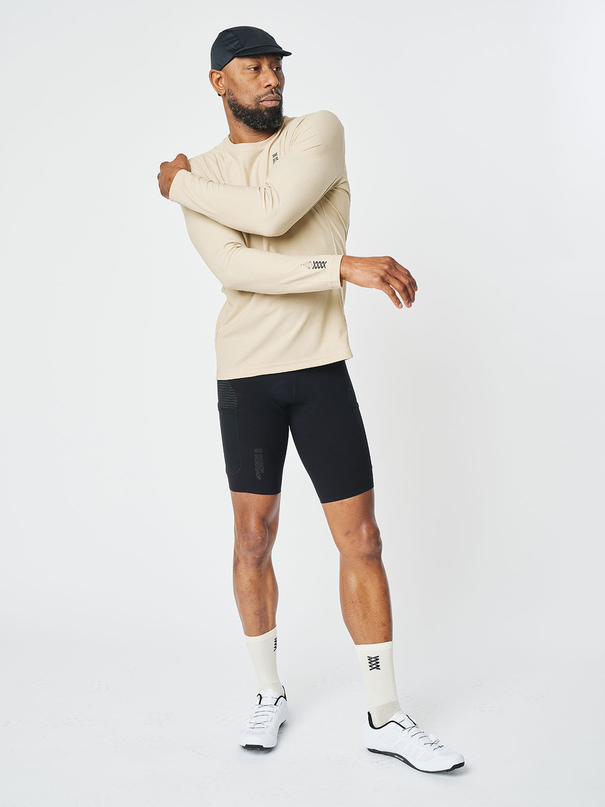 Mission Pro Tech Tee : LS Men's by Mission Workshop - Weatherproof Bags & Technical Apparel - San Francisco & Los Angeles - Construit pour durer - Garanti pour toujours