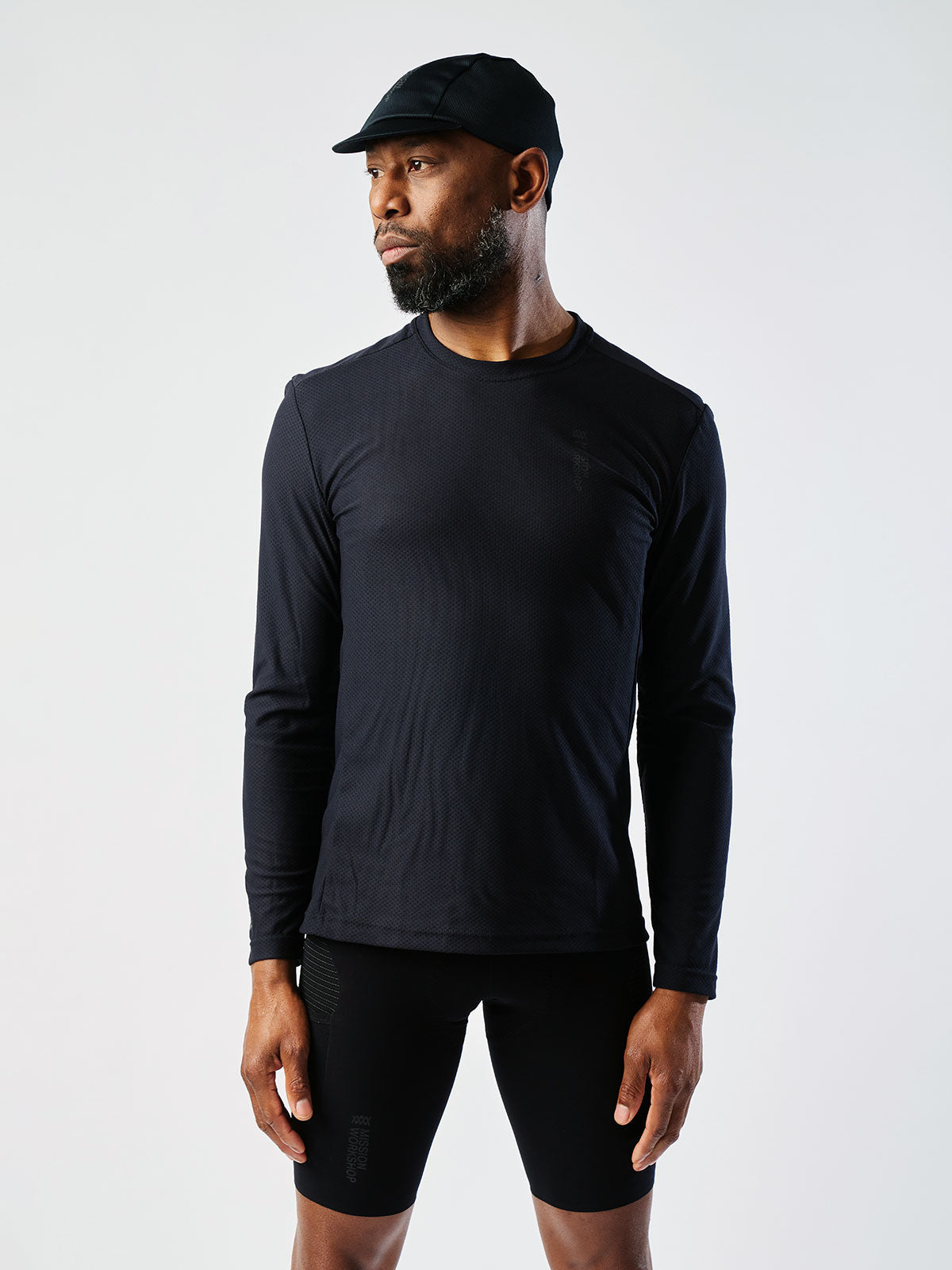 Mission Pro Tech Tee : LS Men's by Mission Workshop - Weatherproof Bags & Technical Apparel - San Francisco & Los Angeles - Construit pour durer - Garanti pour toujours