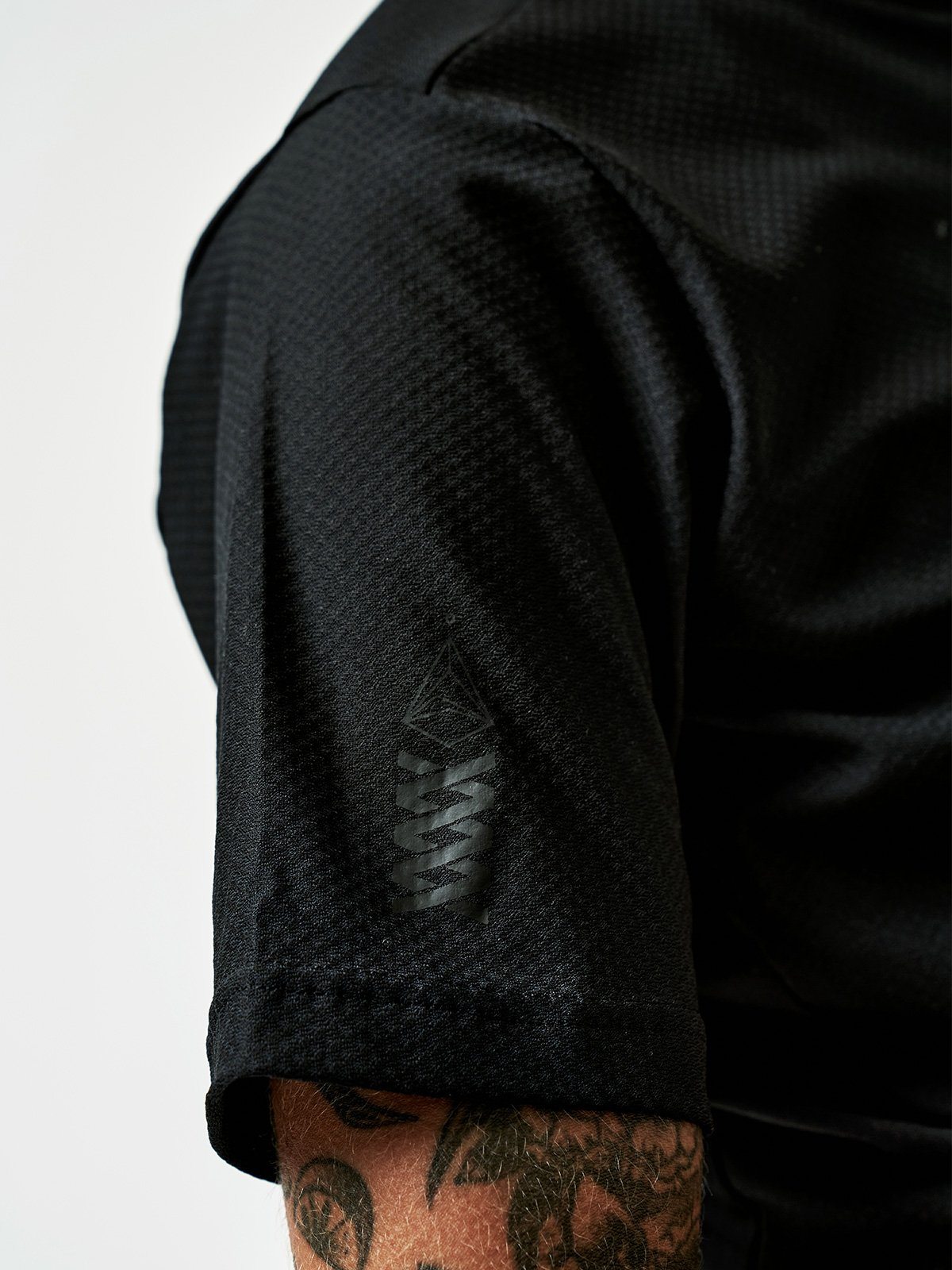 Mission Pro Tech Tee Women's by Mission Workshop - Weatherproof Bags & Technical Apparel - San Francisco & Los Angeles - Construit pour durer - Garanti pour toujours