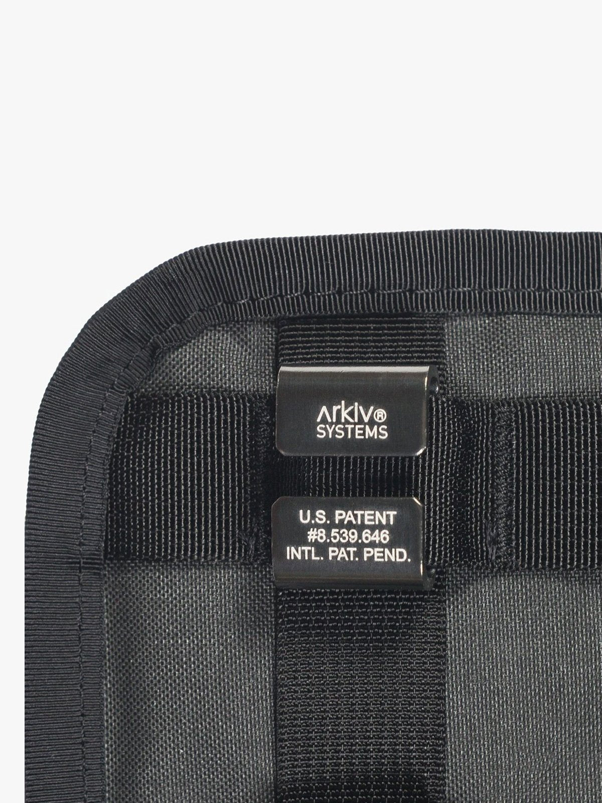 Arkiv Tool Pocket by Mission Workshop - Weatherproof Bags & Technical Apparel - San Francisco & Los Angeles - Construit pour durer - Garanti pour toujours