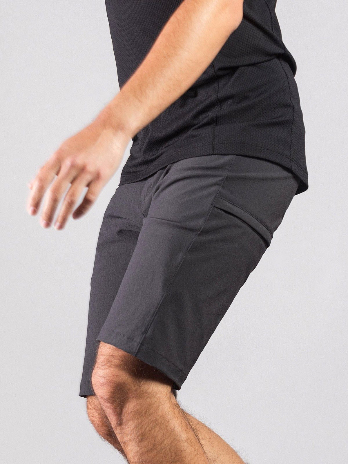 Traverse : XC by Mission Workshop - Weatherproof Bags & Technical Apparel - San Francisco & Los Angeles - Construit pour durer - Garanti pour toujours