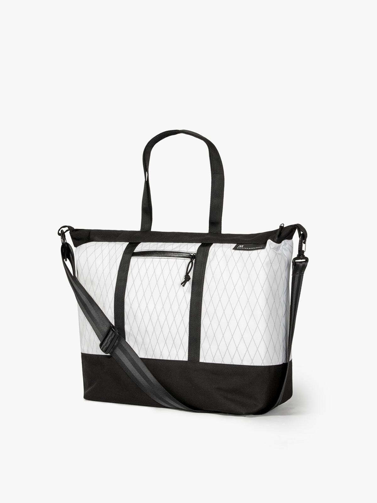 Helix 15L Tote by Mission Workshop - Weatherproof Bags & Technical Apparel - San Francisco & Los Angeles - Construit pour durer - Garanti pour toujours