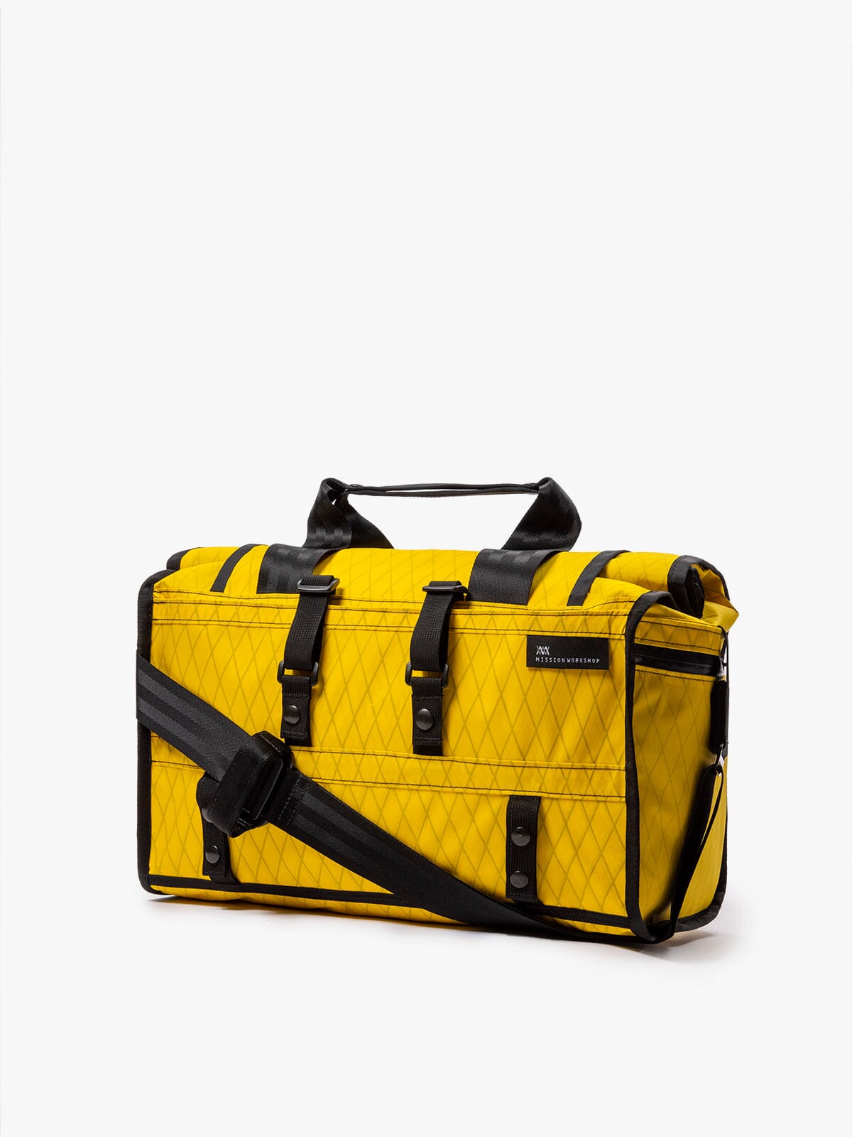 Helmsman : VX by Mission Workshop - Sacs étanches et vêtements techniques - San Francisco & Los Angeles - Construit pour durer - Garanti pour toujours