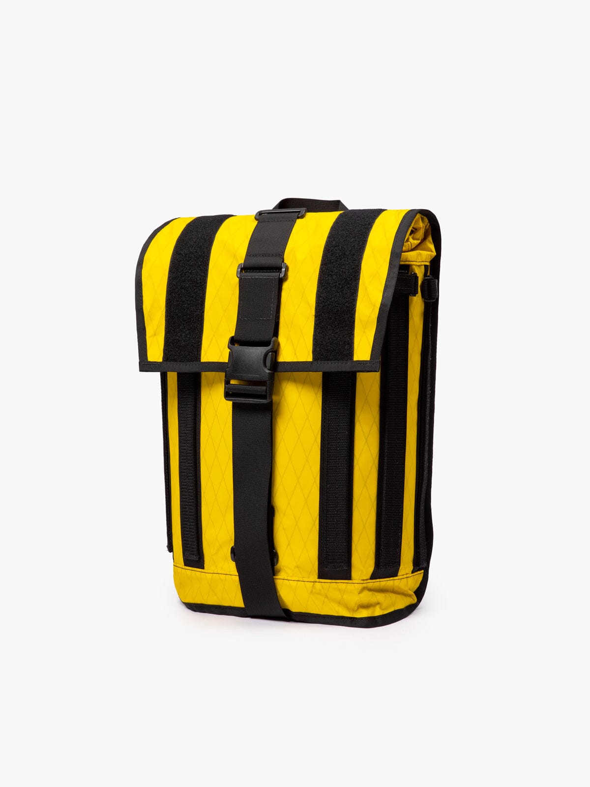 R6 Arkiv Field Pack 20L by Mission Workshop - Weatherproof Bags & Technical Apparel - San Francisco & Los Angeles - Construit pour durer - Garanti pour toujours
