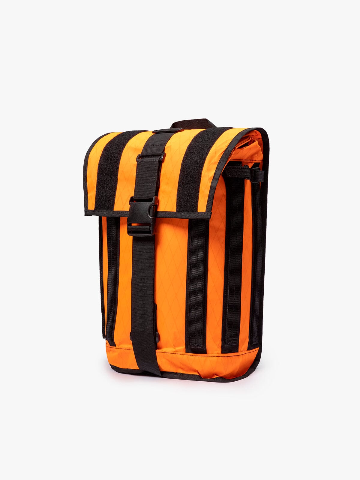 R6 Arkiv Field Pack 20L by Mission Workshop - Weatherproof Bags & Technical Apparel - San Francisco & Los Angeles - Construit pour durer - Garanti pour toujours