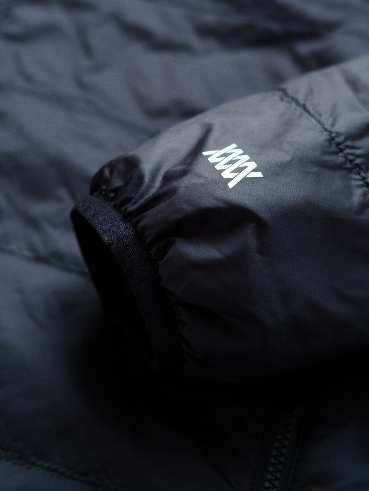 Onyx by Mission Workshop - Weatherproof Bags & Technical Apparel - San Francisco & Los Angeles - Construit pour durer - Garanti pour toujours