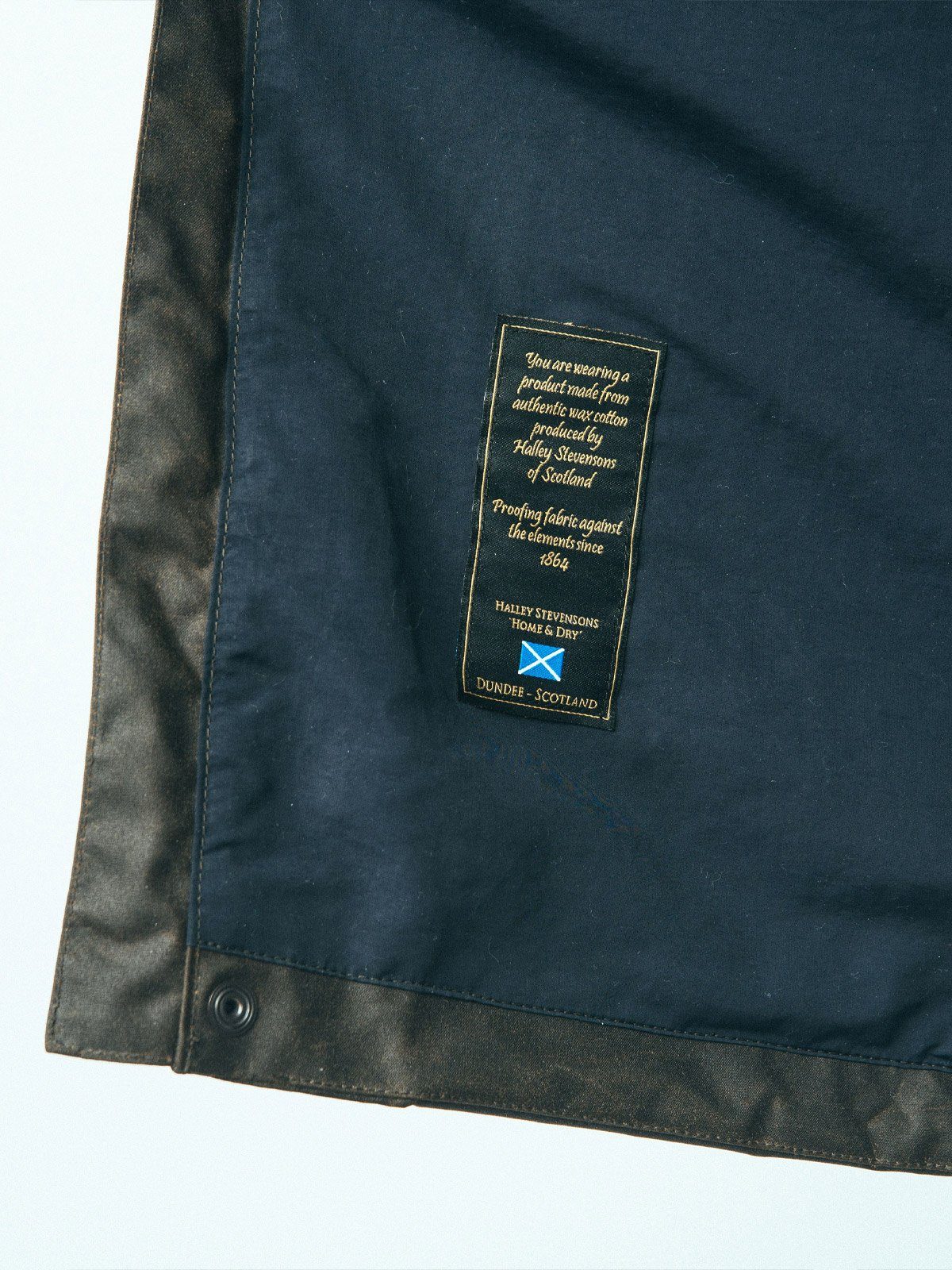 Eiger Waxed Canvas Jacket by Mission Workshop - Weatherproof Bags & Technical Apparel - San Francisco & Los Angeles - Construit pour durer - Garanti pour toujours